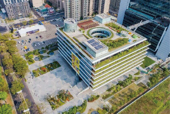 鼎高泊車速實績案例_高雄市立圖書館總館
